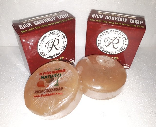 Xà bông tắm dừa: tắm đúng cách để có làn da khỏe đẹp hơn