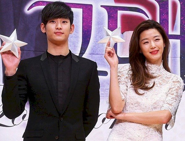 Phim Hàn - Sức mạnh chi phối việc ăn, mặc, mua sắm của dân châu Á