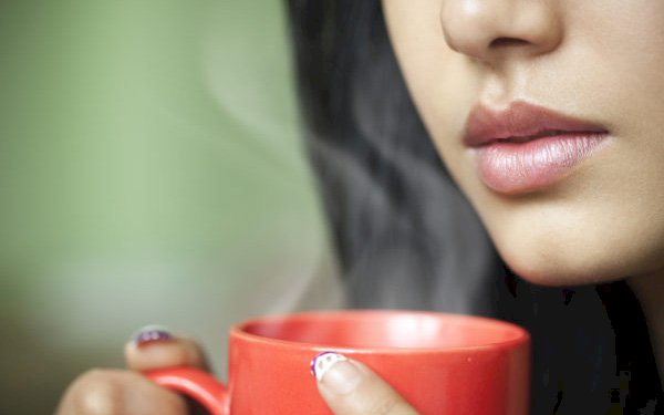 Đều đặn uống nước ấm vào 2 'thời điểm vàng' này trong ngày, cơ thể nhận được vô vàn lợi ích tốt gấp nhiều lần thuốc bổ