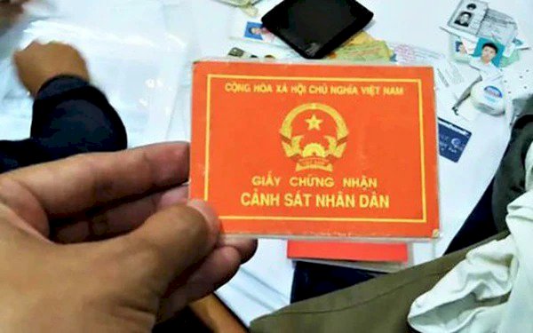 Giả danh 'cán bộ ở Bộ Công an' chiếm đoạt hơn 40 tỉ đồng