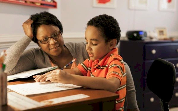  Muốn con học giỏi, cha mẹ nên sớm dạy con 10 điều này khi còn học tiểu học, nếu để lớn chút nữa thì đã quá muộn rồi