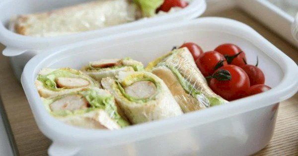 Đừng sử dụng chai, hộp nhựa có dấu hiệu này vì có thể khiến bạn mắc ung thư