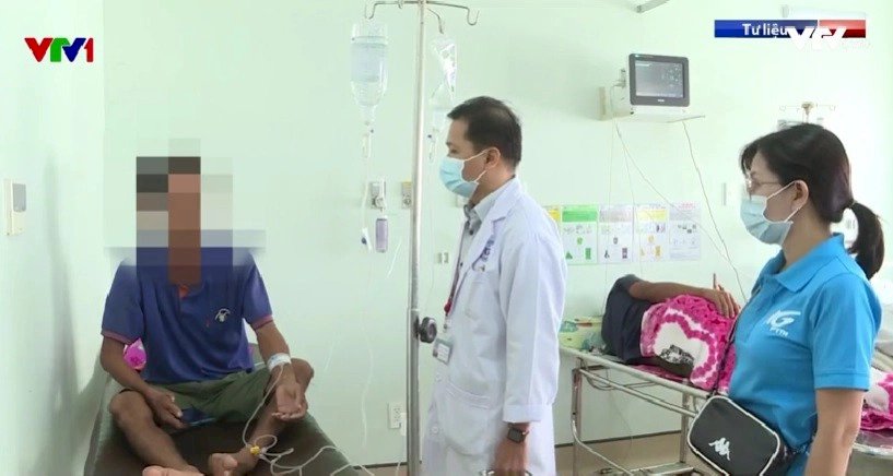 Cảnh báo ngộ độc rượu gia tăng cuối năm