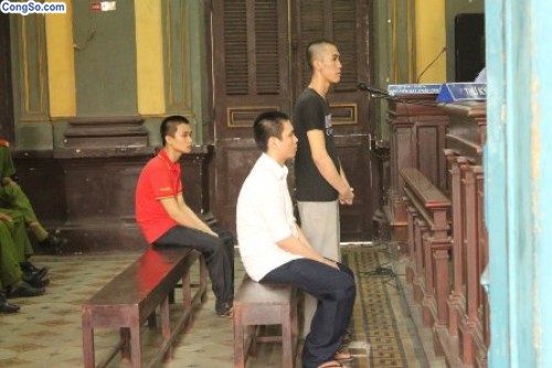 'Kế hoãn binh' của nữ sinh làm 'bó tay' 3 kẻ đồi bại