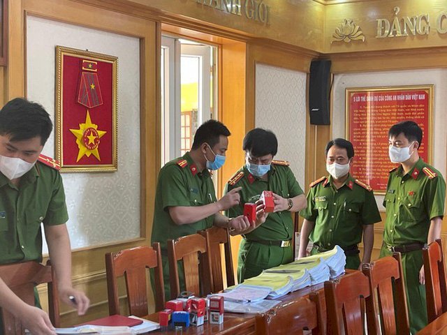 Lập hàng chục công ty 'ma' để mua bán trái phép hoá đơn, thu lợi bất chính hơn 200 tỷ đồng(1)