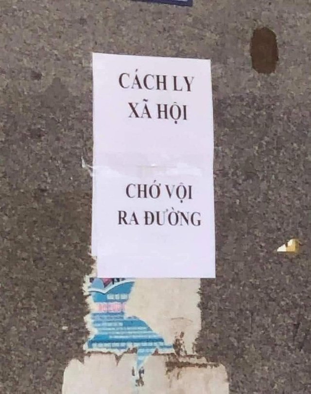 Những chiếc bảng thông báo hạn chế gặp nhau 'cực mặn' khiến ai cũng thấy giãn cách nhẹ nhàng hơn rất nhiều