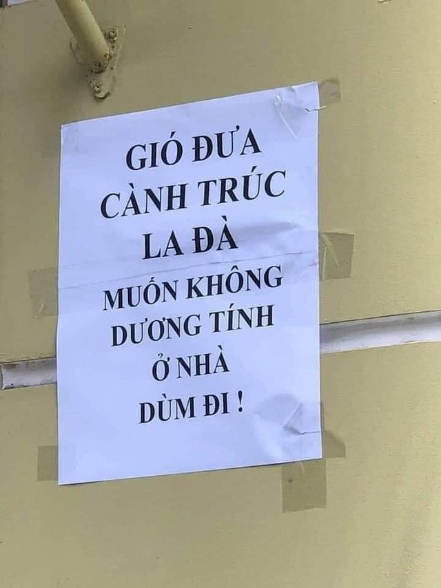 Những chiếc bảng thông báo hạn chế gặp nhau 'cực mặn' khiến ai cũng thấy giãn cách nhẹ nhàng hơn rất nhiều