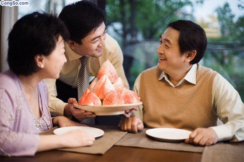 lấy lòng người già