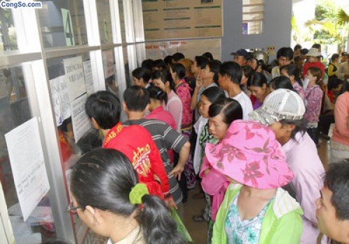 Nhiều lao động đăng ký hưởng trợ cấp thất nghiệp tại quận Bình Tân, TPHCM